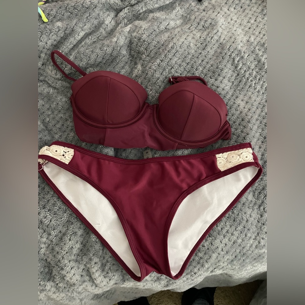 Maroon underwire push-up bikini